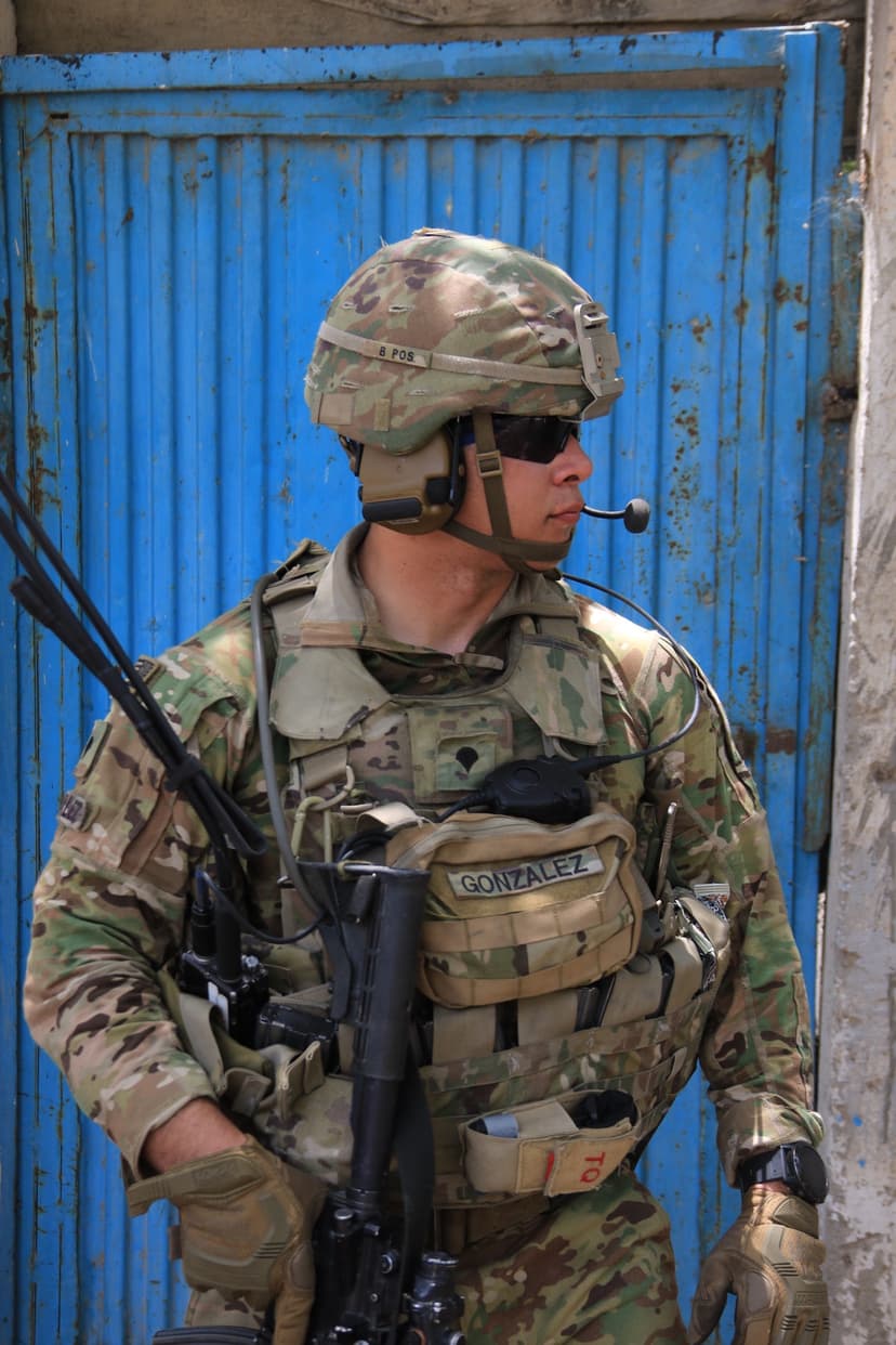 Leonardo Gonzalez military service